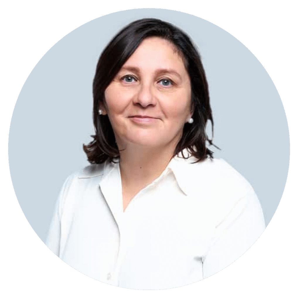 Práctica de liberación emocional en la jornada de sanación del linaje femenino en Londres